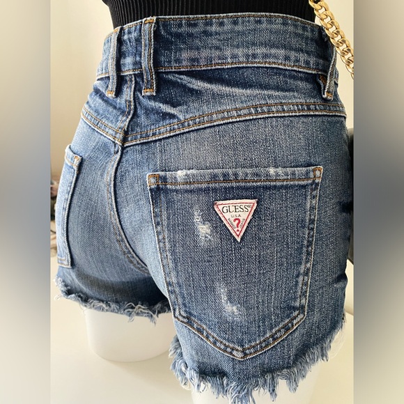 Guess Jean Shorts - Picture 4 of 7
